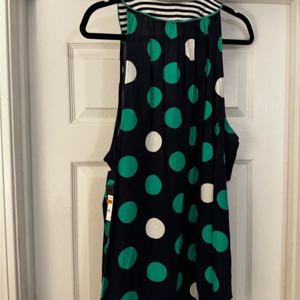 Top with Green and White Accents - Picture 3 of 3